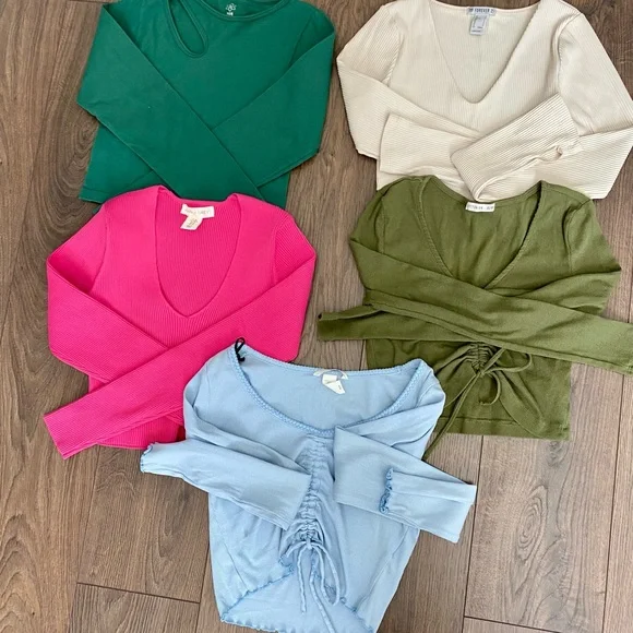 Bundle Women's Long Sleeve Crop Tops in Vibrant Colors - Picture 2 of 7